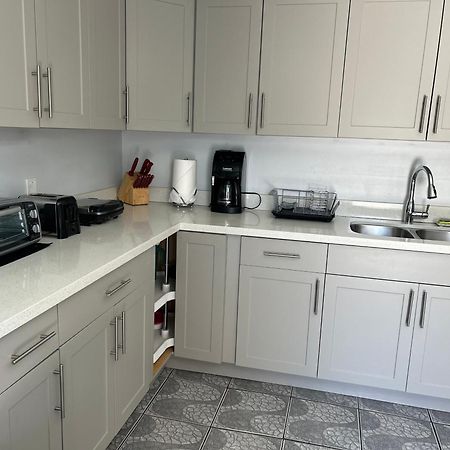 Main House 3 Bed 2 Bath & Guest House 1 Bed 1 Bath 迈阿密 外观 照片