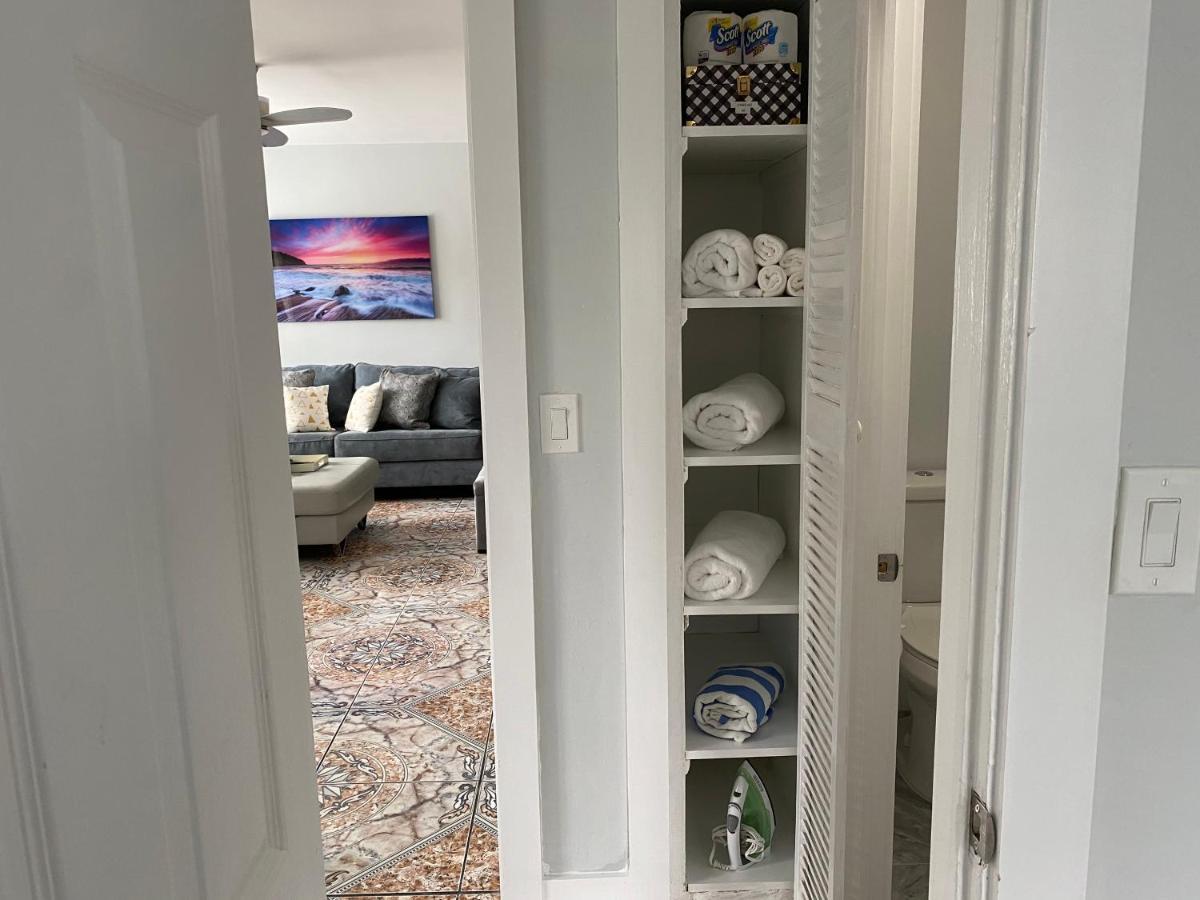 Main House 3 Bed 2 Bath & Guest House 1 Bed 1 Bath 迈阿密 外观 照片