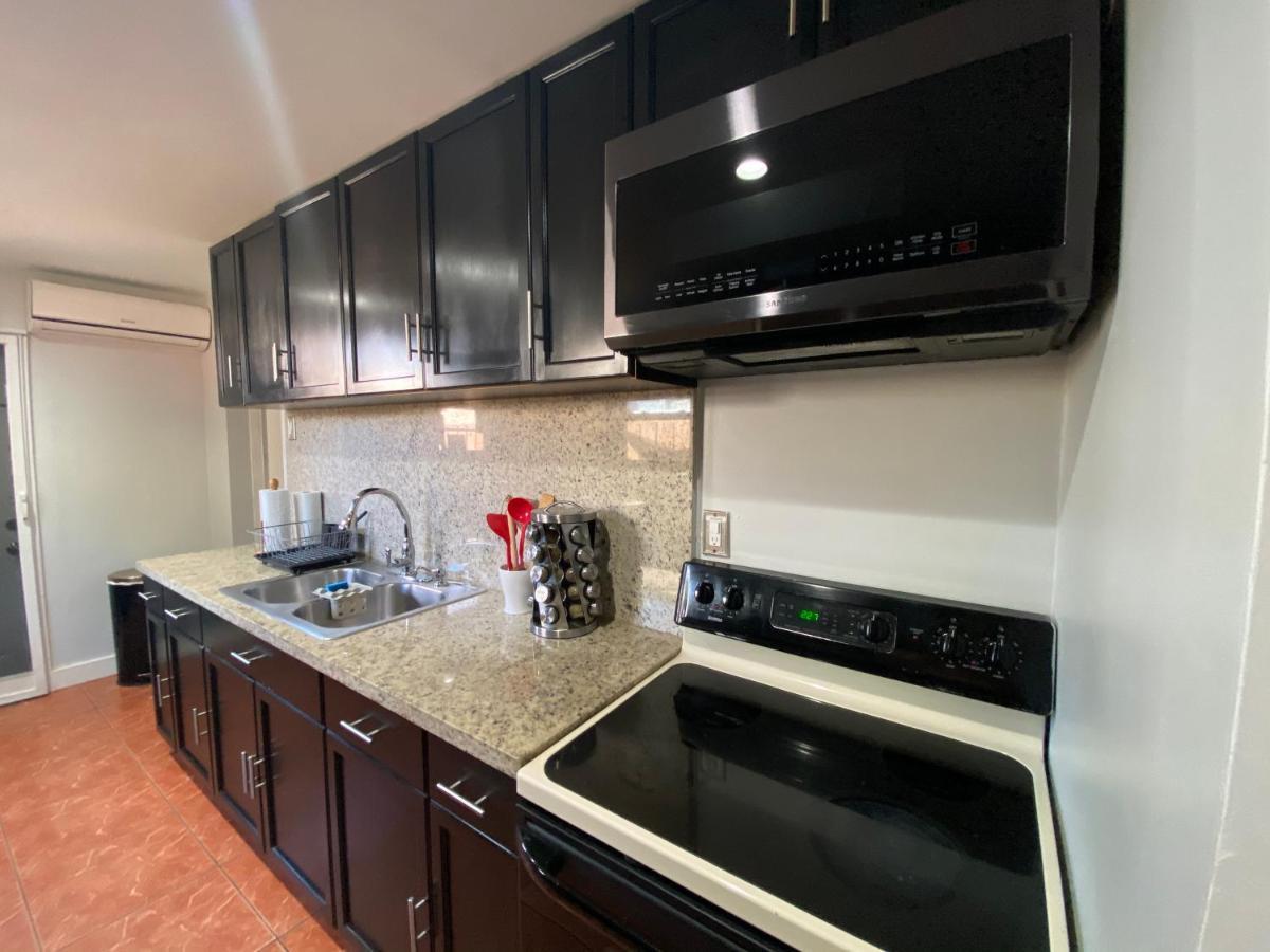 Main House 3 Bed 2 Bath & Guest House 1 Bed 1 Bath 迈阿密 外观 照片